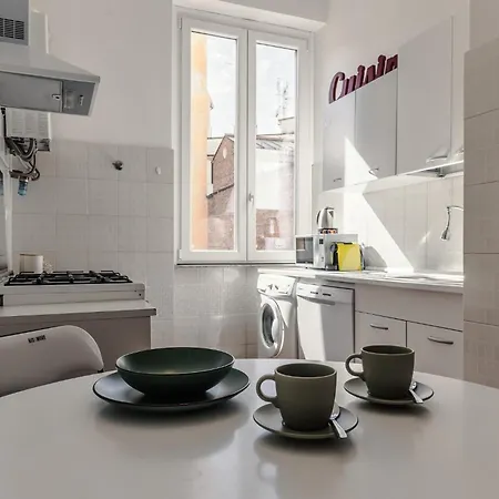 Intero Centro Porta Pia Apartman