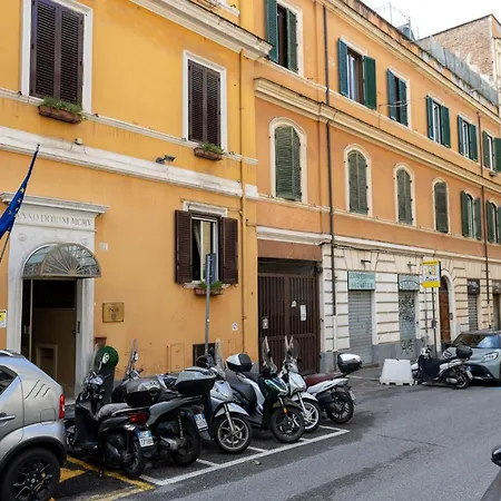 Macro House 아파트 로마